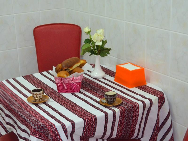 Centre Hostel Mukacheve Bagian luar foto