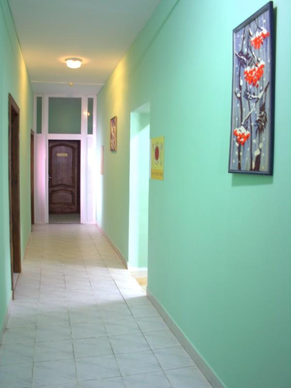 Centre Hostel Mukacheve Bagian luar foto